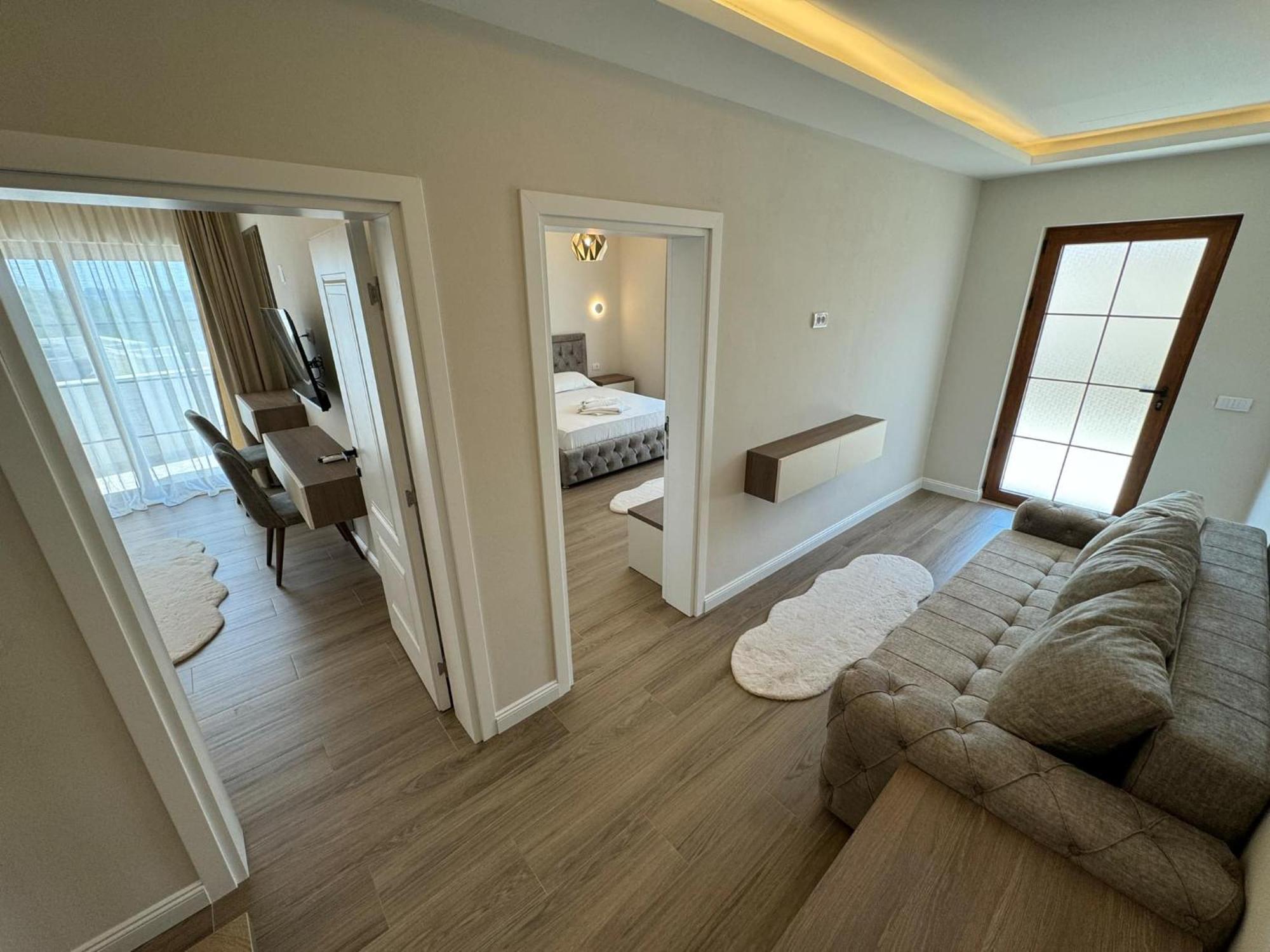 Apart Hotel Llolla Улцинь Экстерьер фото
