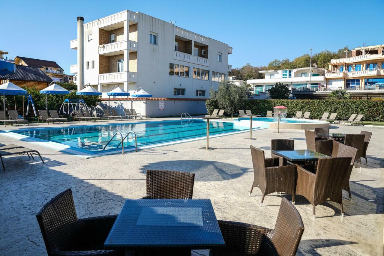 Apart Hotel Llolla Улцинь Экстерьер фото